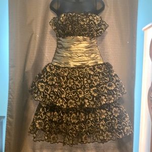 A.J. Bari formal dress. Size 6